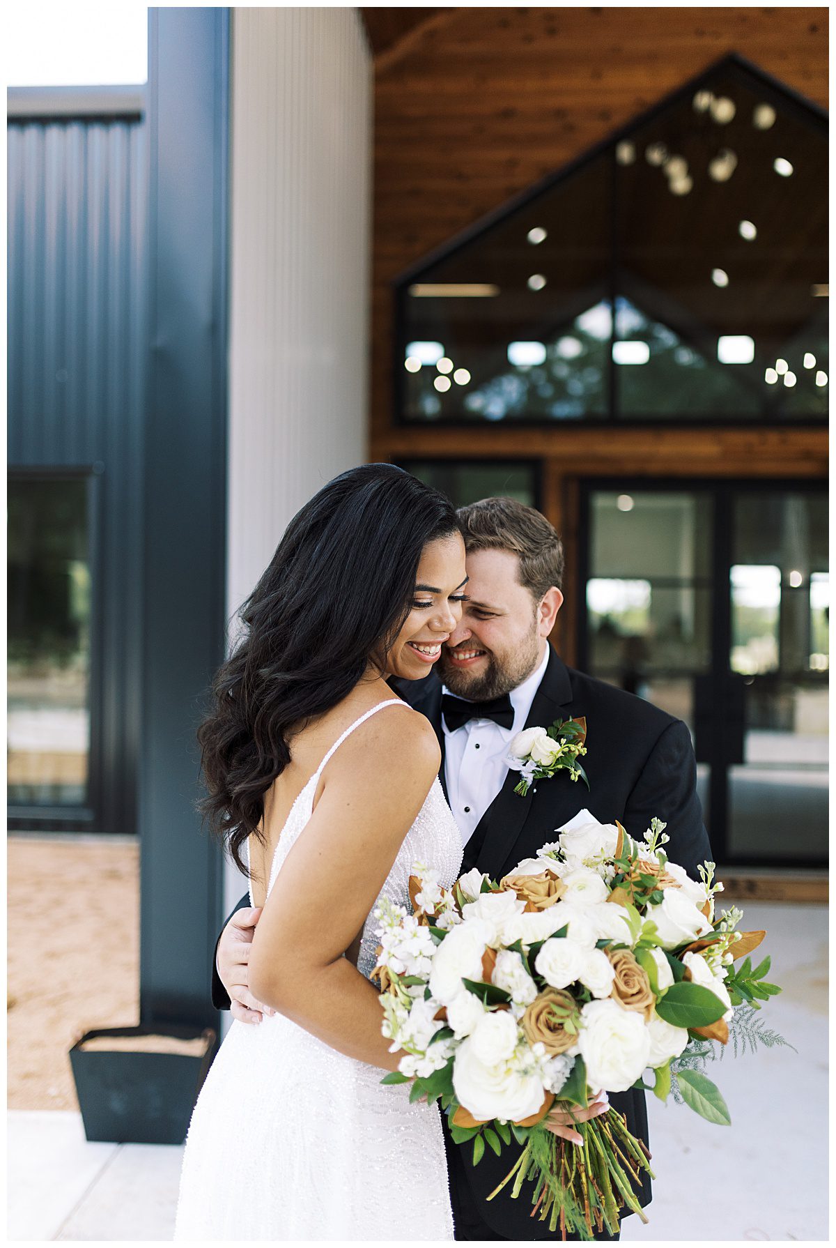 Modern Wedding at The Union House in DFW, Texas.