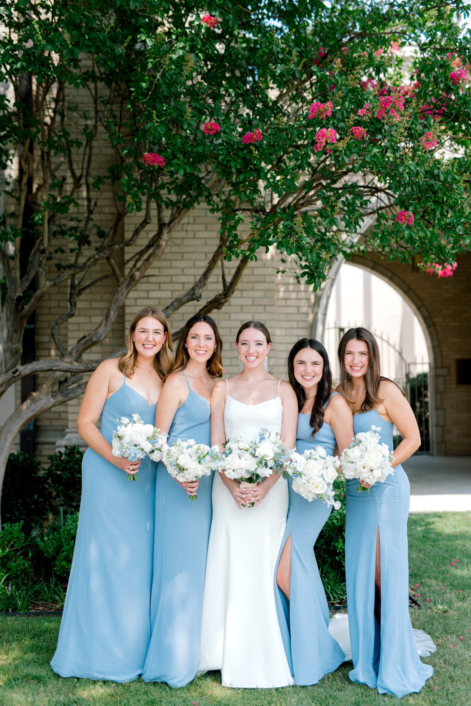 group shot of bridesmaids