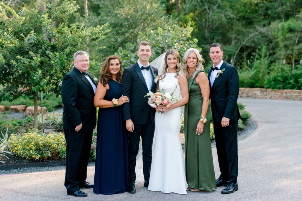 family photos at wedding